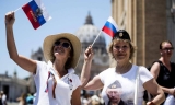 Rosjanie, mimo sankcji, swobodnie podróżują po świecie