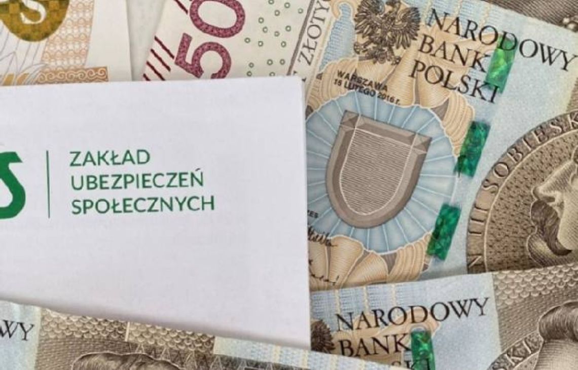 Rośnie zadłużenie płatników wobec ZUS. Rekordzista zalega prawie 820 mln złotych