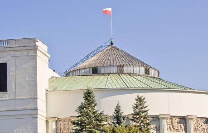 Ustawa o jawności płac przyjęta przez Sejm