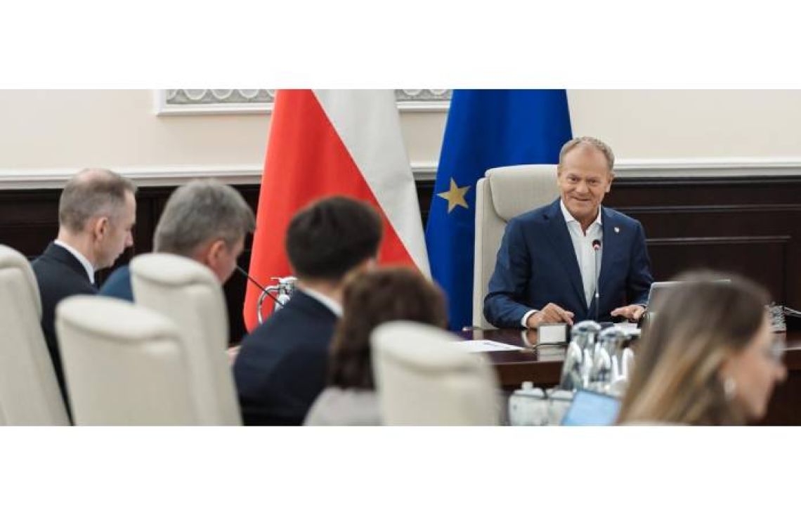 Rekonstrukcja rządu zlikwiduje 8 ministerstw