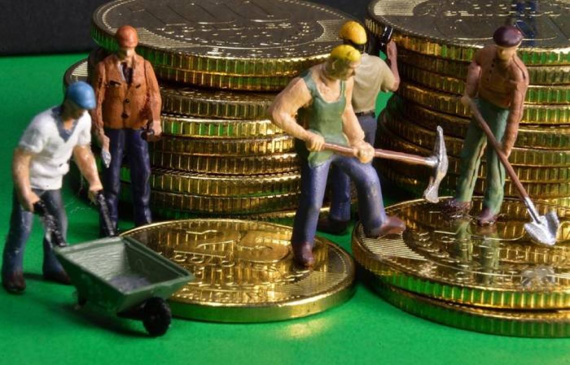 Słaba kondycja polskiego przemysłu, ale PMI rośnie