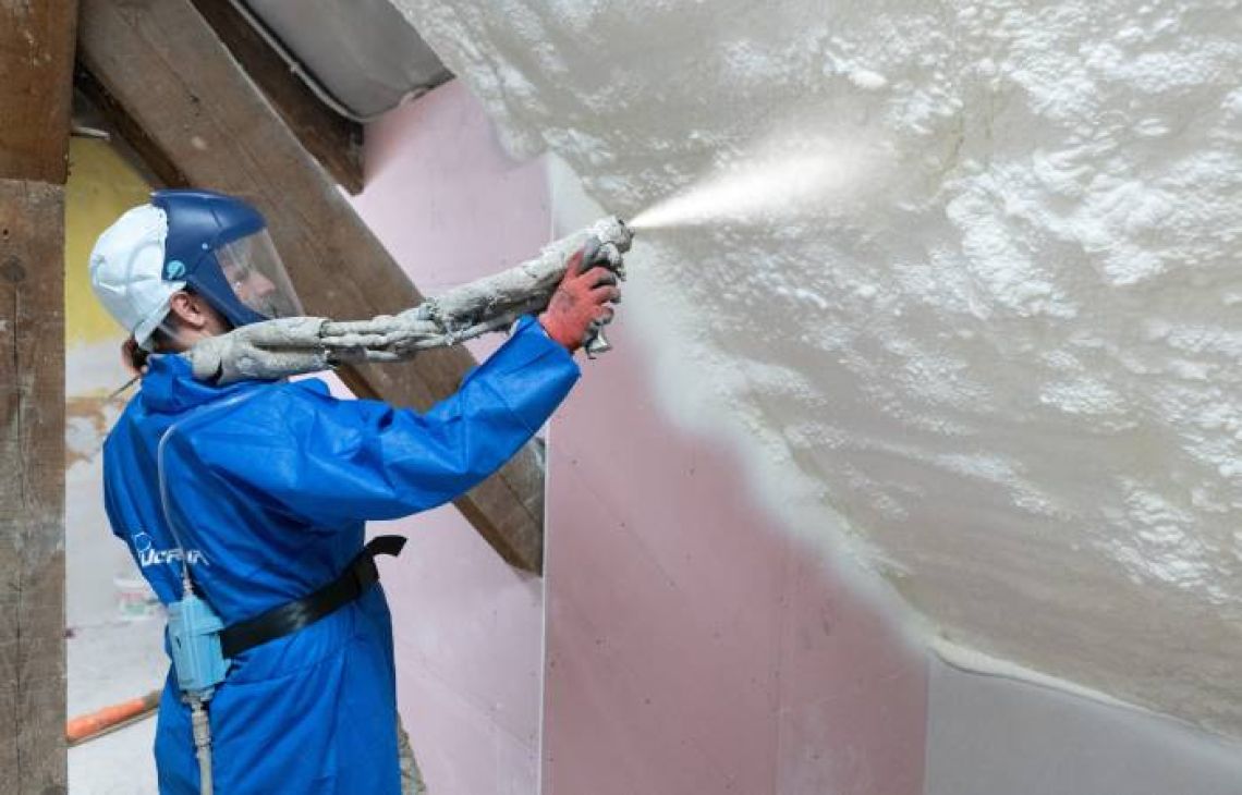 Efektywność cieplna budynków pod kontrolą technologii Izolacja ULTRAPUR – jakość bez kompromisów